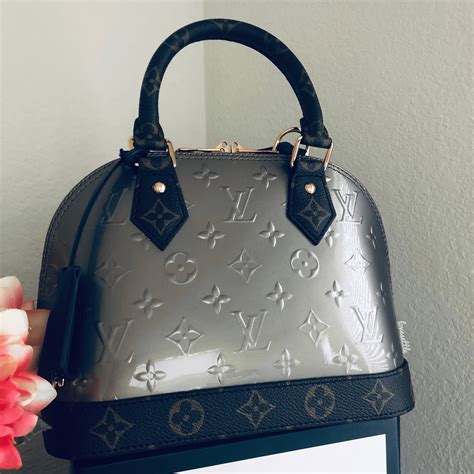 louis vuitton alma bb vernis black|louis vuitton alma mm size.